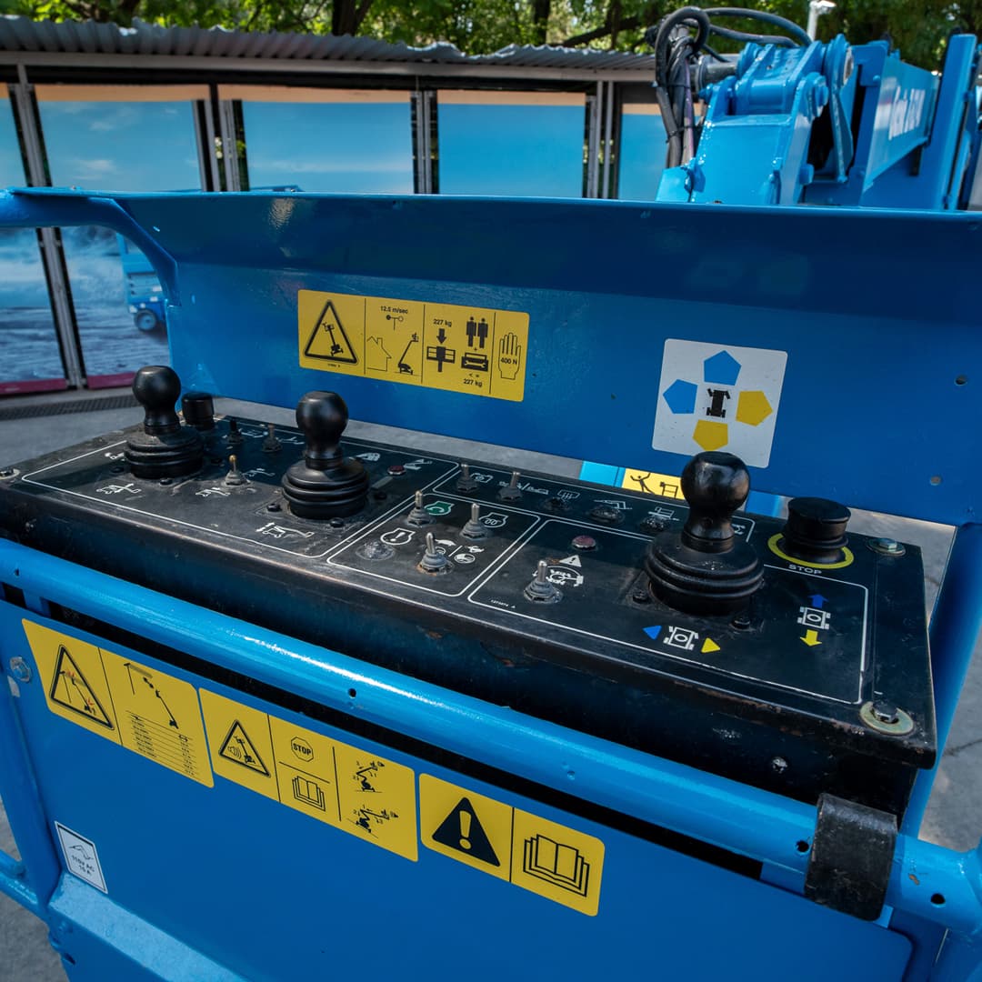 Plataforma Genie 60ft Combustión